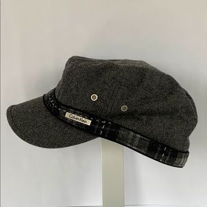 Calvin Klein women’s hat in Charcoal